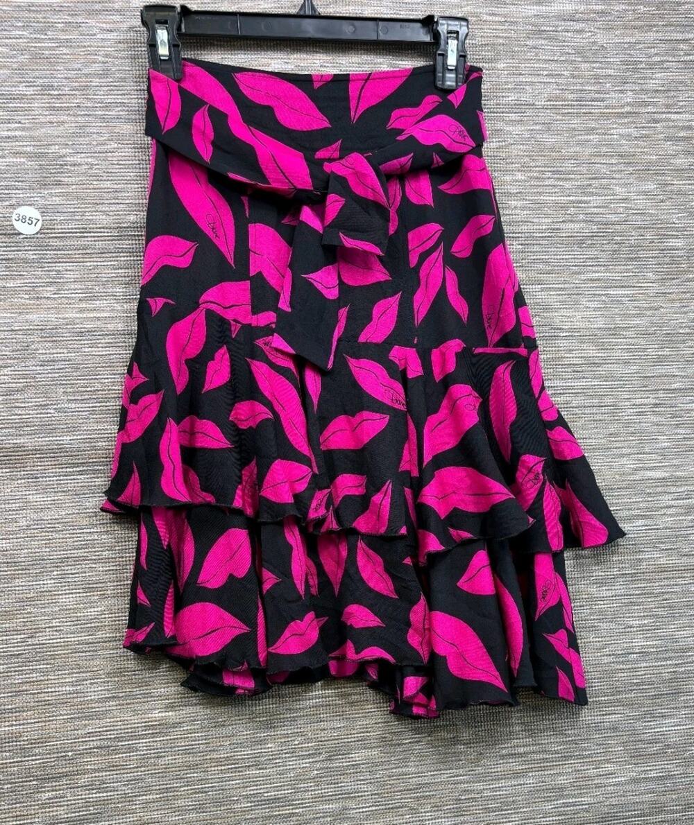 Vintage Diane Furstenberg 100% Silk kiss Me Skirt Womens Sz 0 Black Pink Ruffle